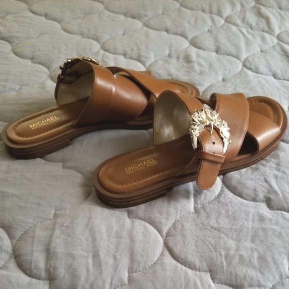 Michael Kors NWOT Frieda Slides - Picture 5 of 6